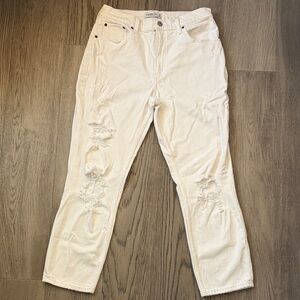Abercrombie & Fitch High Rise Mom Jeans